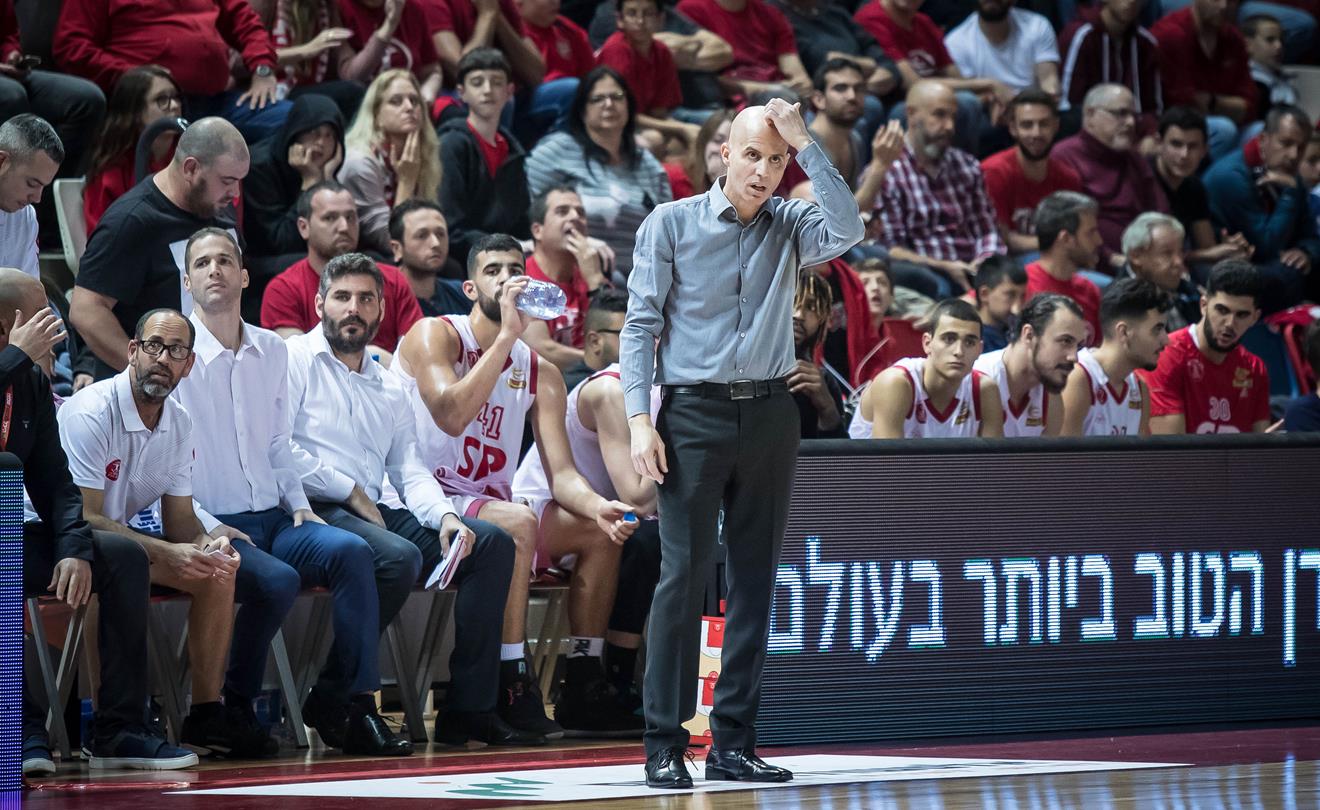 רכש נוסף לאדומים: דבון אקון-פרסל