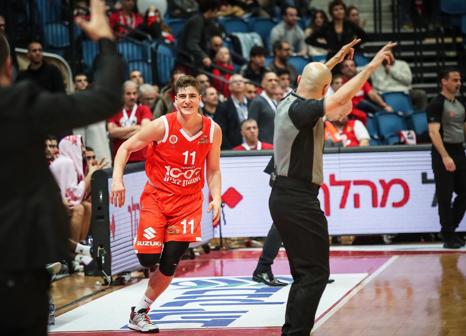 בפעם השלישית אי פעם: ראשון בגמר הגביע