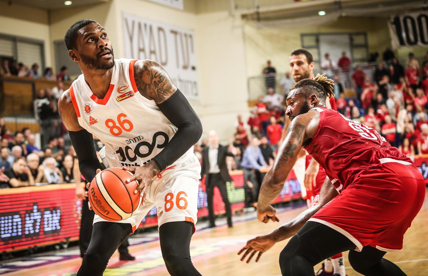 צפו: דריל מונרו חזר – ובגדול