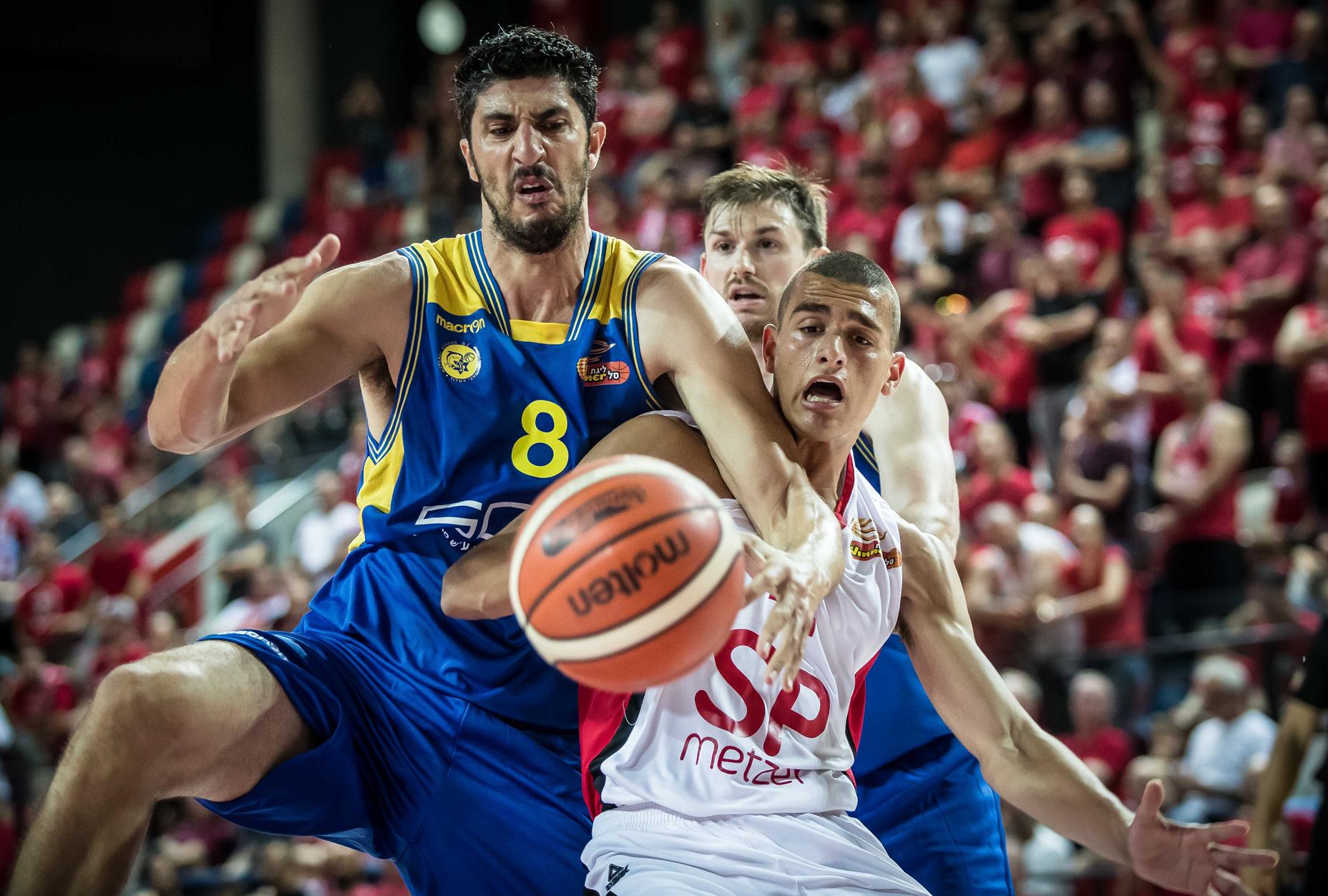 הערב: מי תשיג את ניצחון הבכורה שלה?