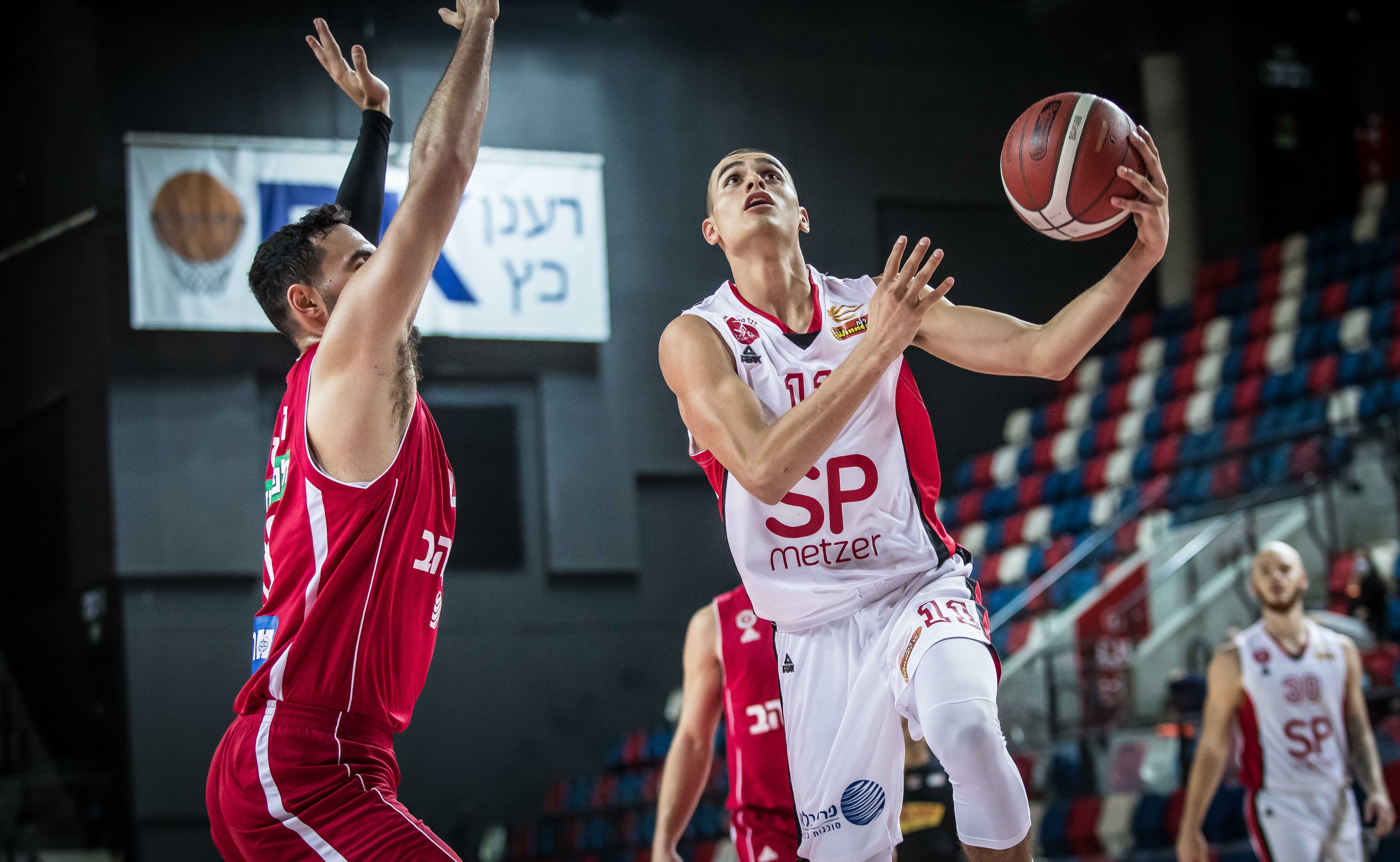 הערב: בכורה לטוקוטו נגד הירוקים