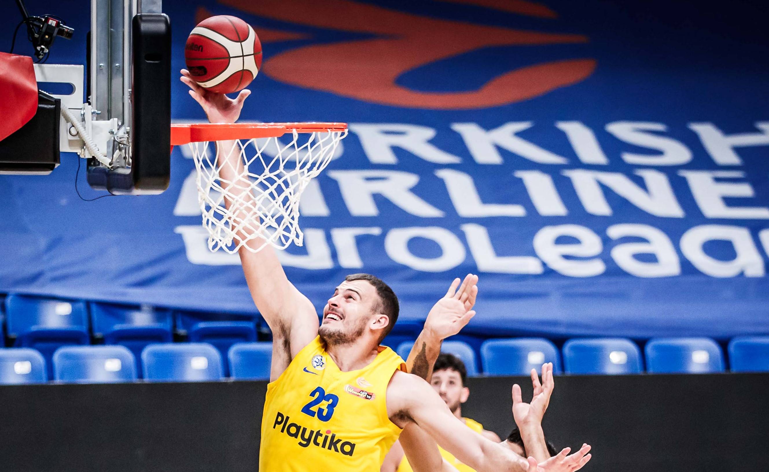 יורוליג: הצהובים השלימו דאבל על ברצלונה