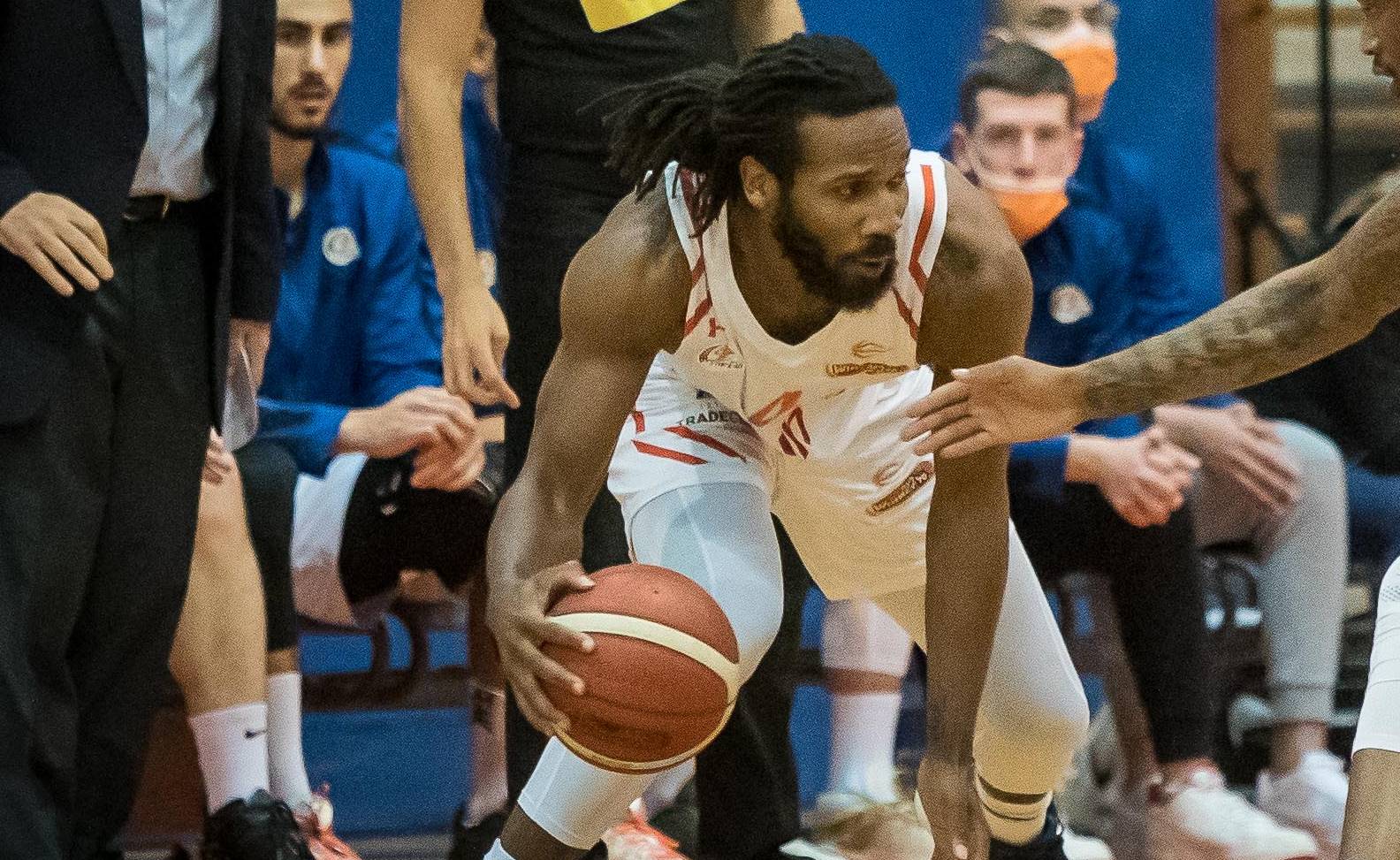 צפו: סלדן מגיע לפיינל פור בכושר שיא