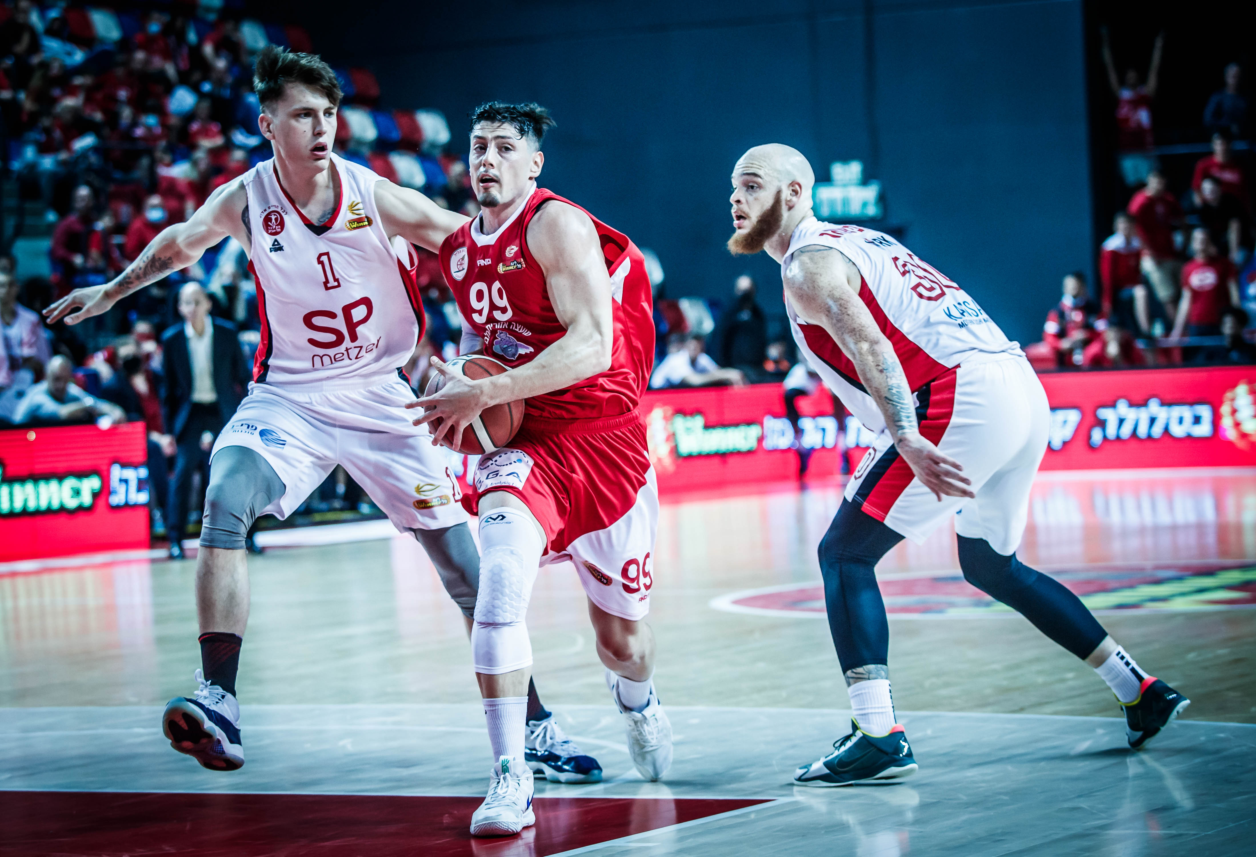 צפו: שיא קריירה מרשים ליפתח זיו