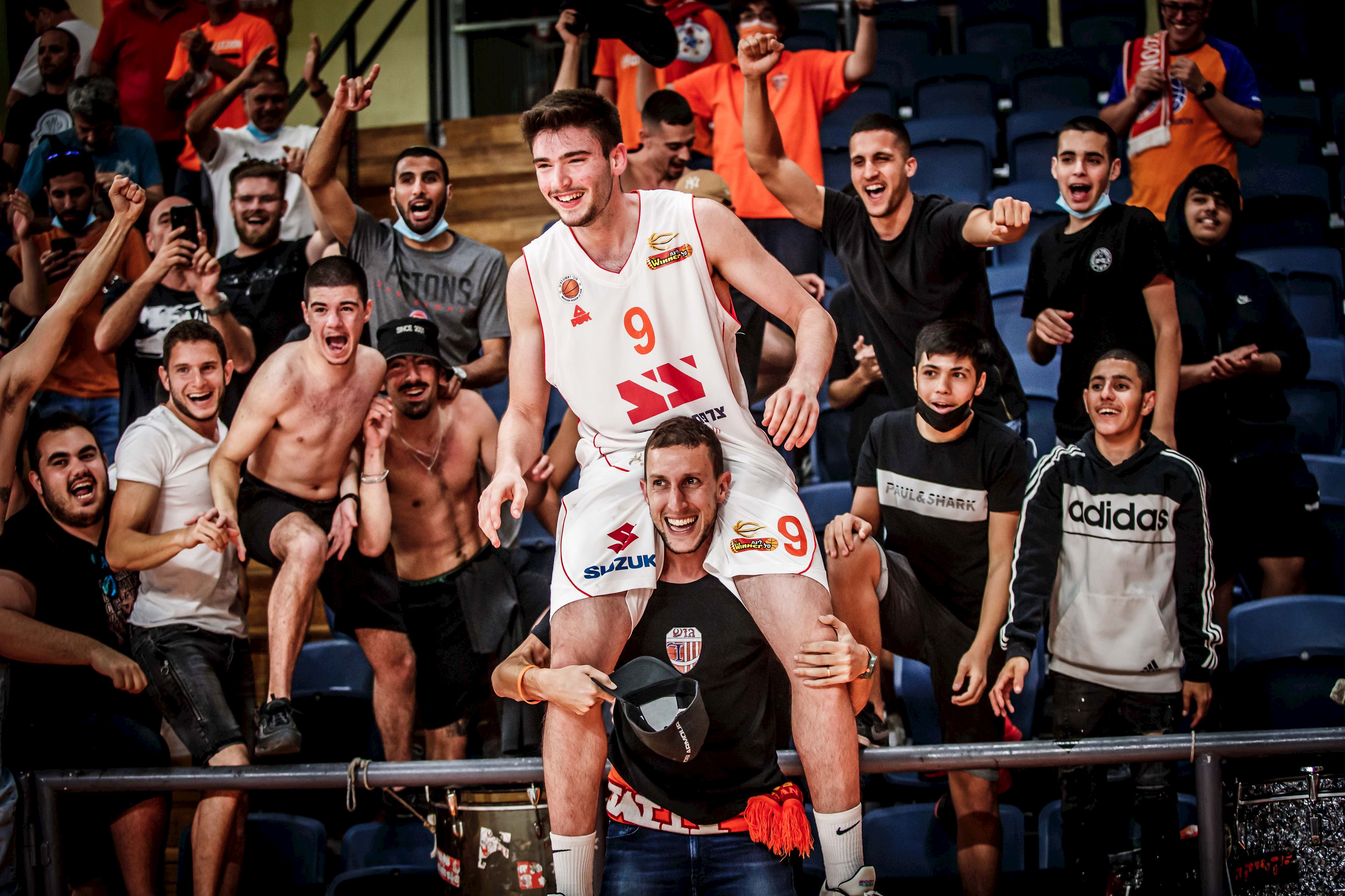 כוכב נולד: פלד הוביל את הכתומים לניצחון