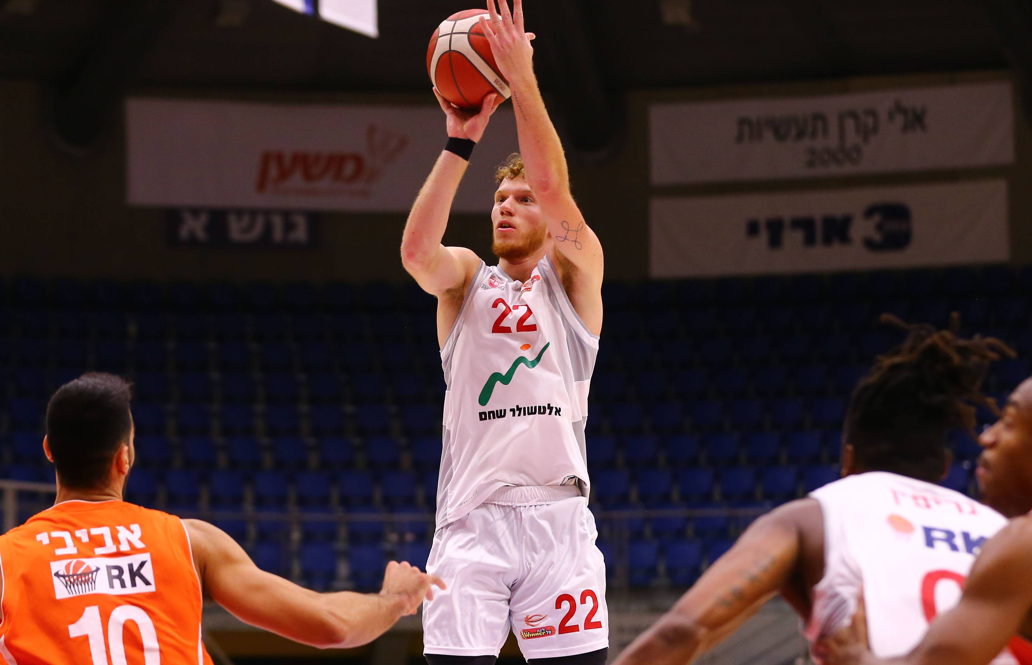 צפו: ערב נהדר לזיס בניצחון על ראשל"צ