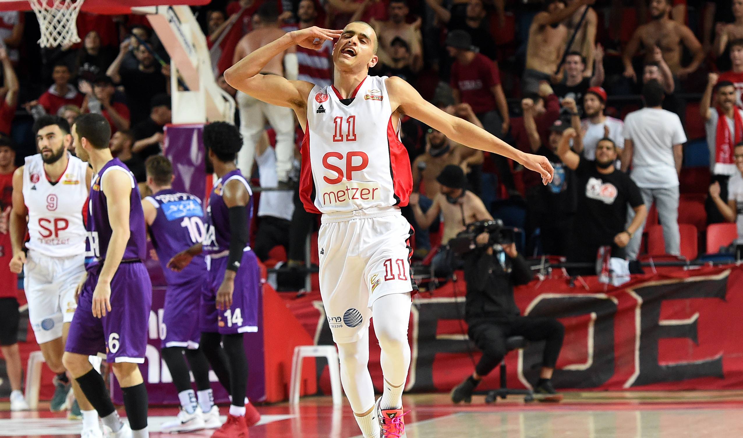 ניצחון מרשים להפועל ת"א בקרב תחתית