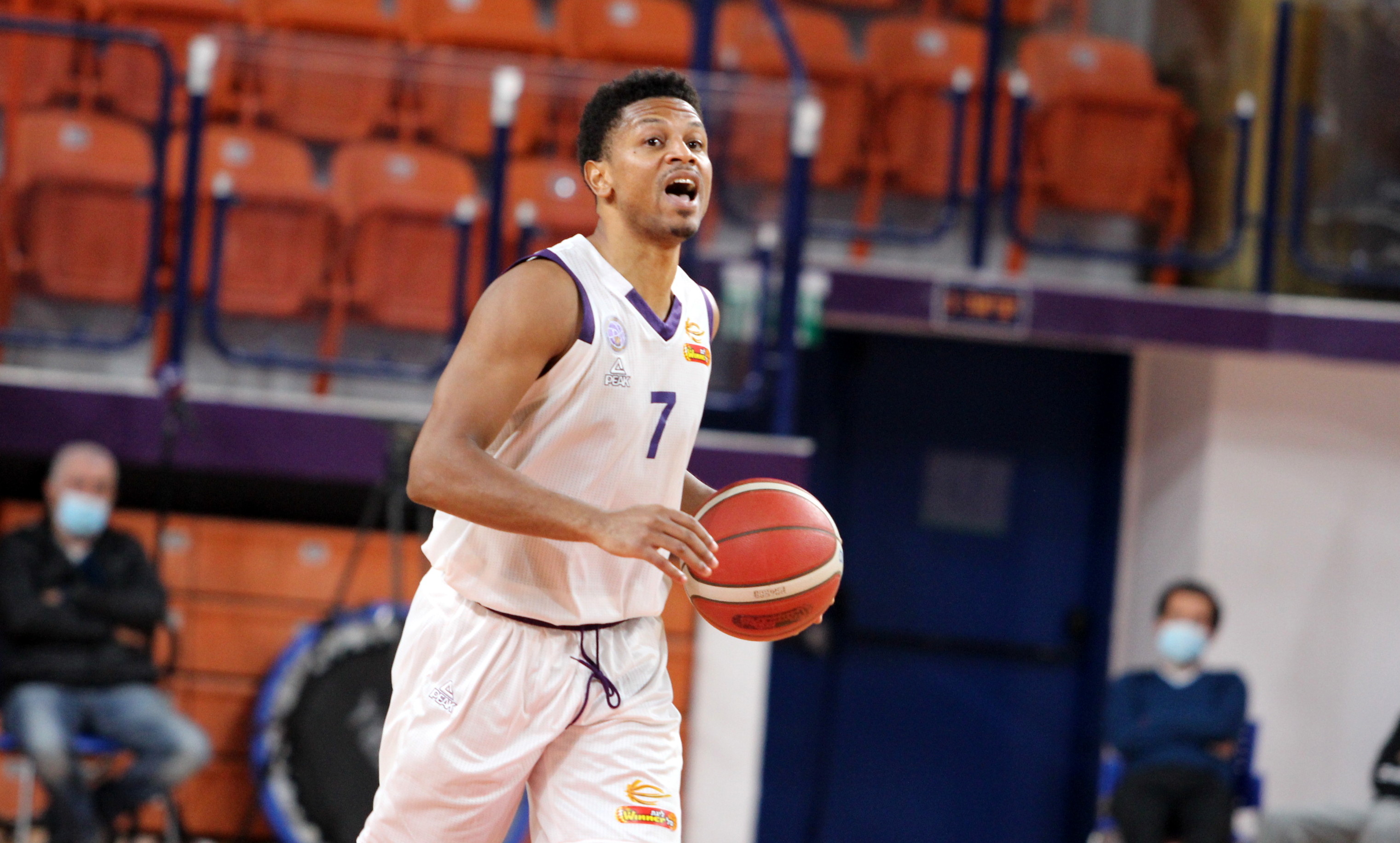 ווטרס מצטרף לבאר שבע בחוזה זמני