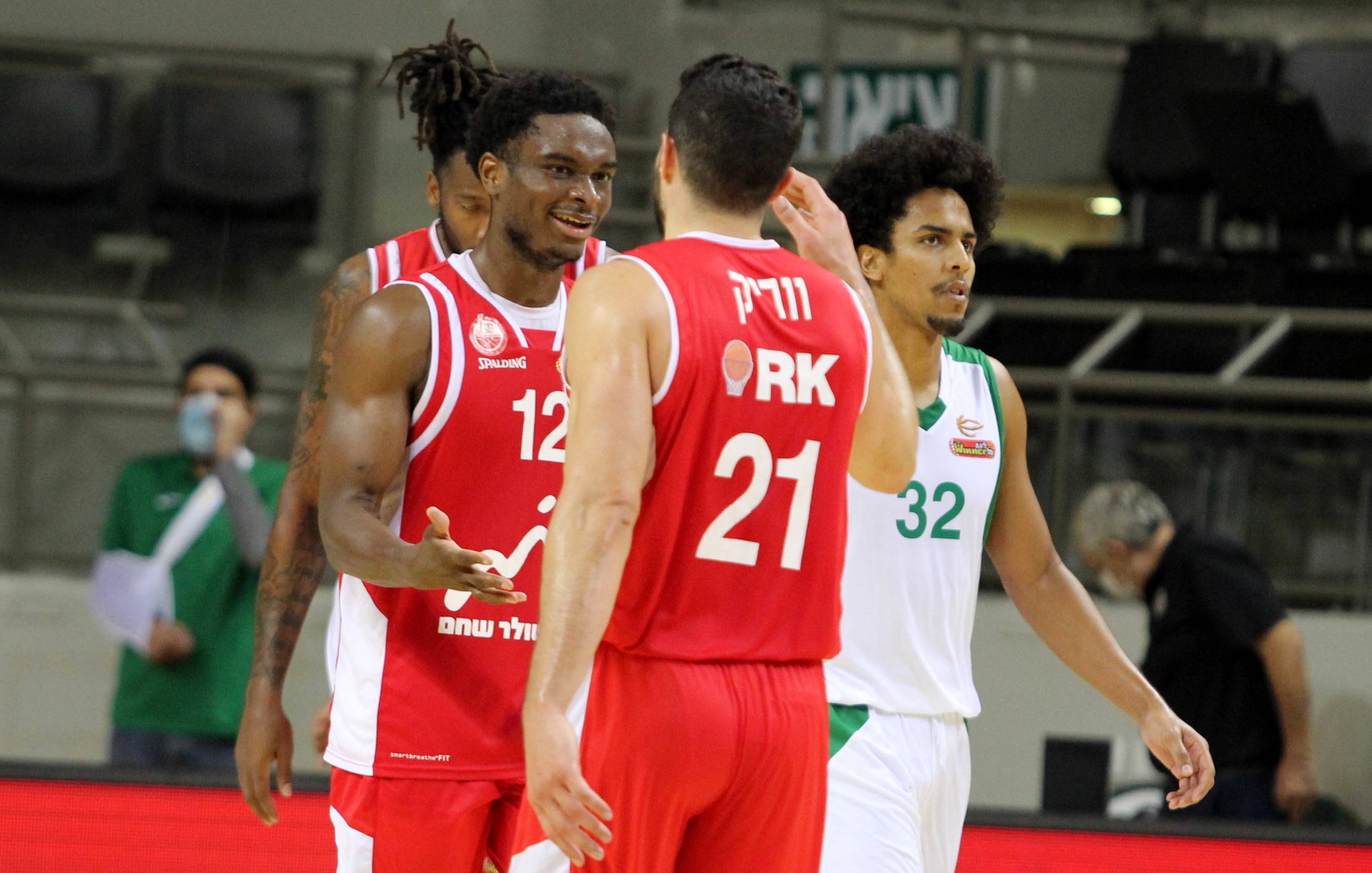 מצטיין המחזור הרביעי: קיילב אגאדה