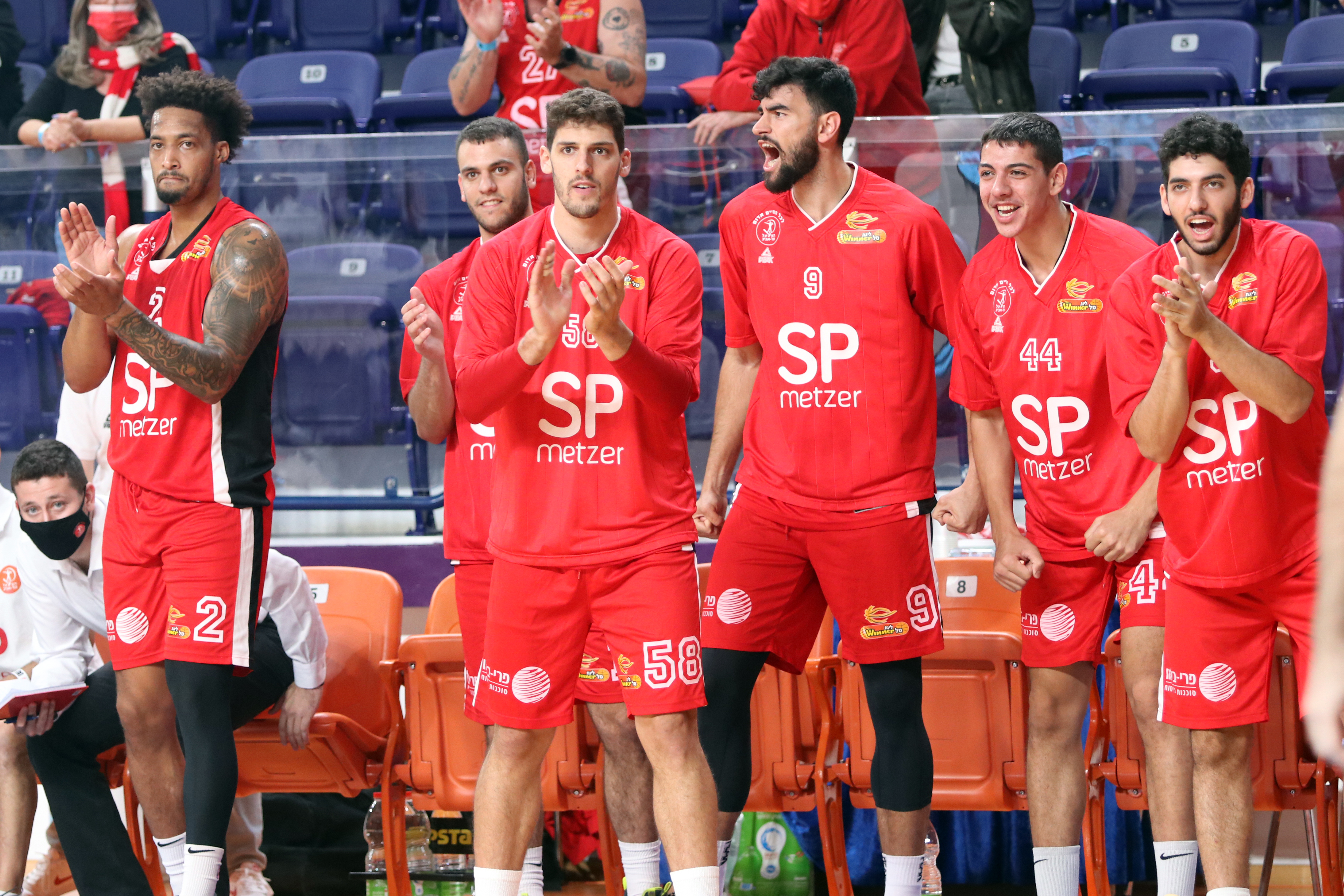 הערב: הפועל ת"א מגיעה להיכל טוטו