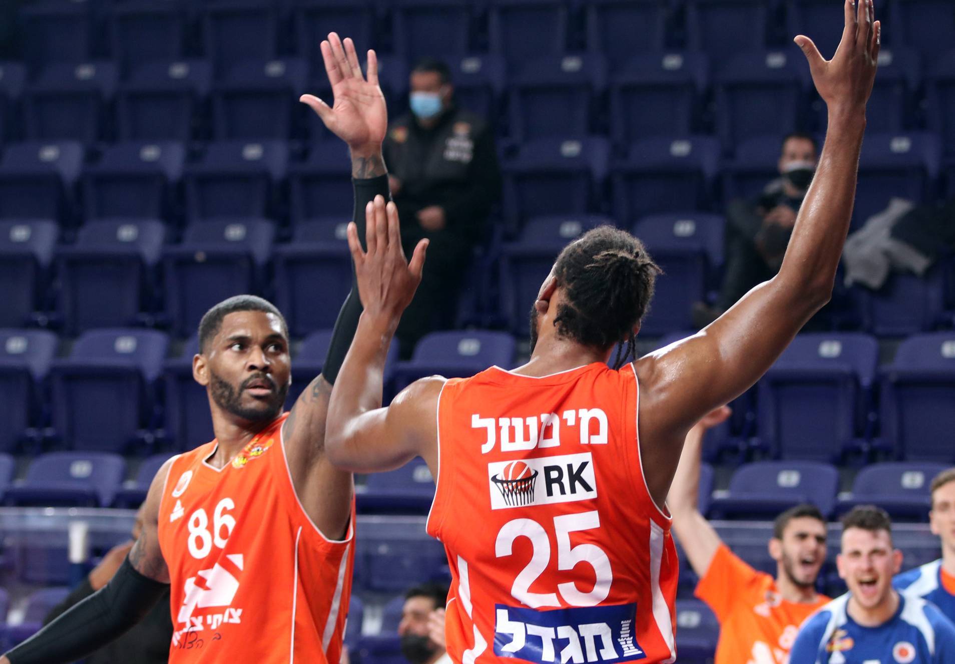 ראשל"צ ניצחה בהארכה ועלתה למאזן 50%