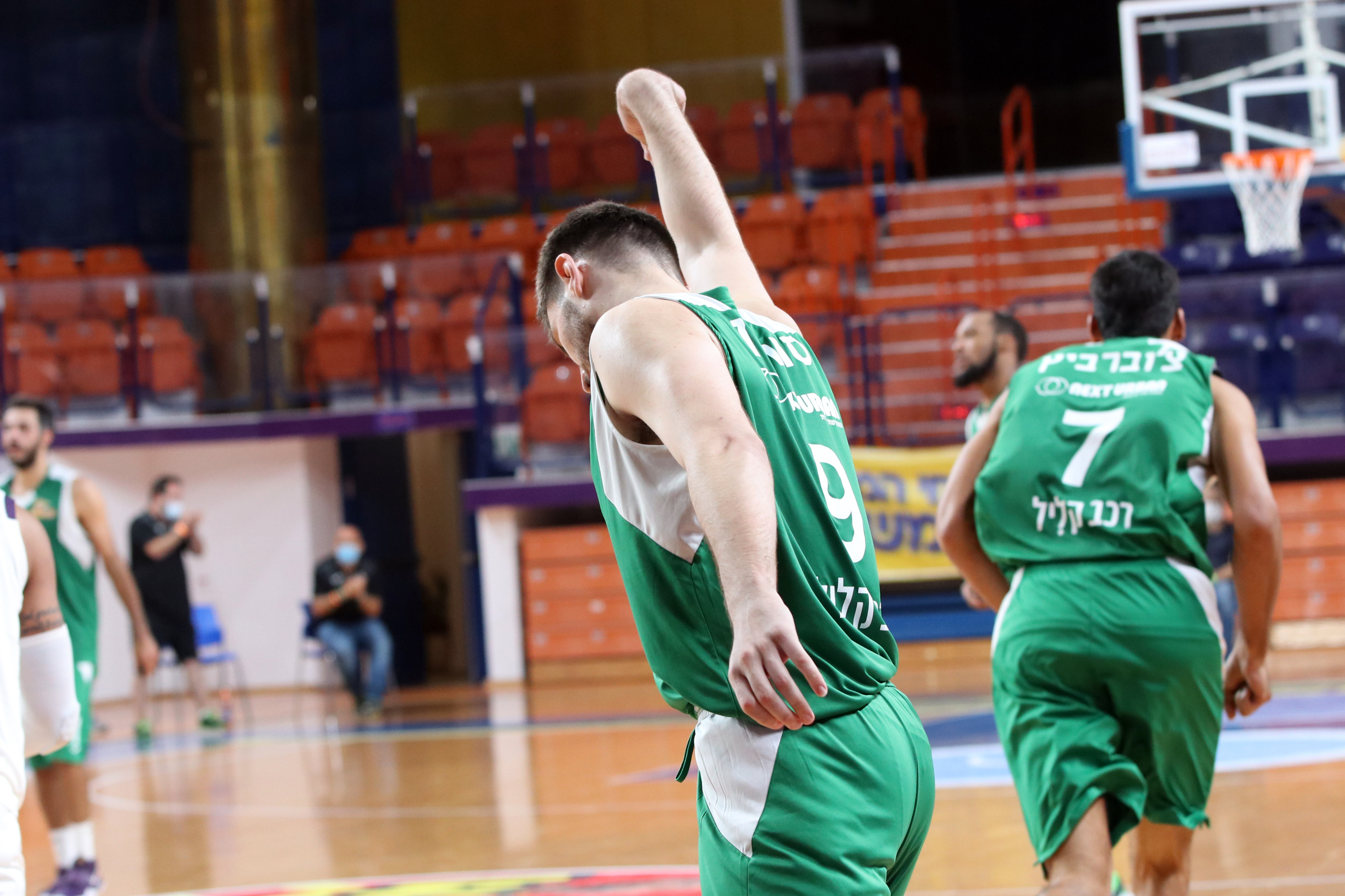 הערב: בכורה מחודשת לג'פרסון נגד ב"ש