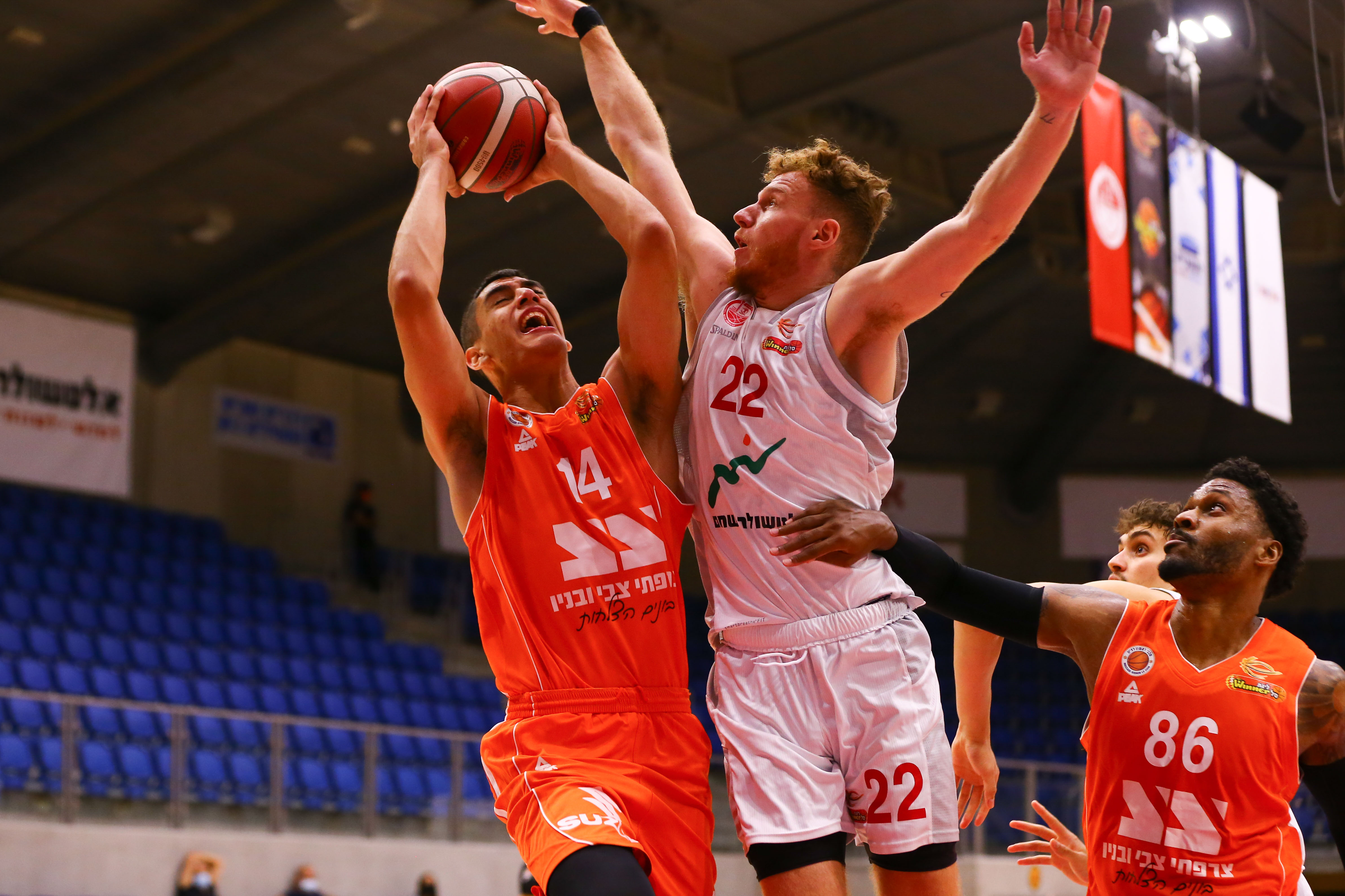 הערב: מי תעלה למאזן חיובי בבית מכבי?