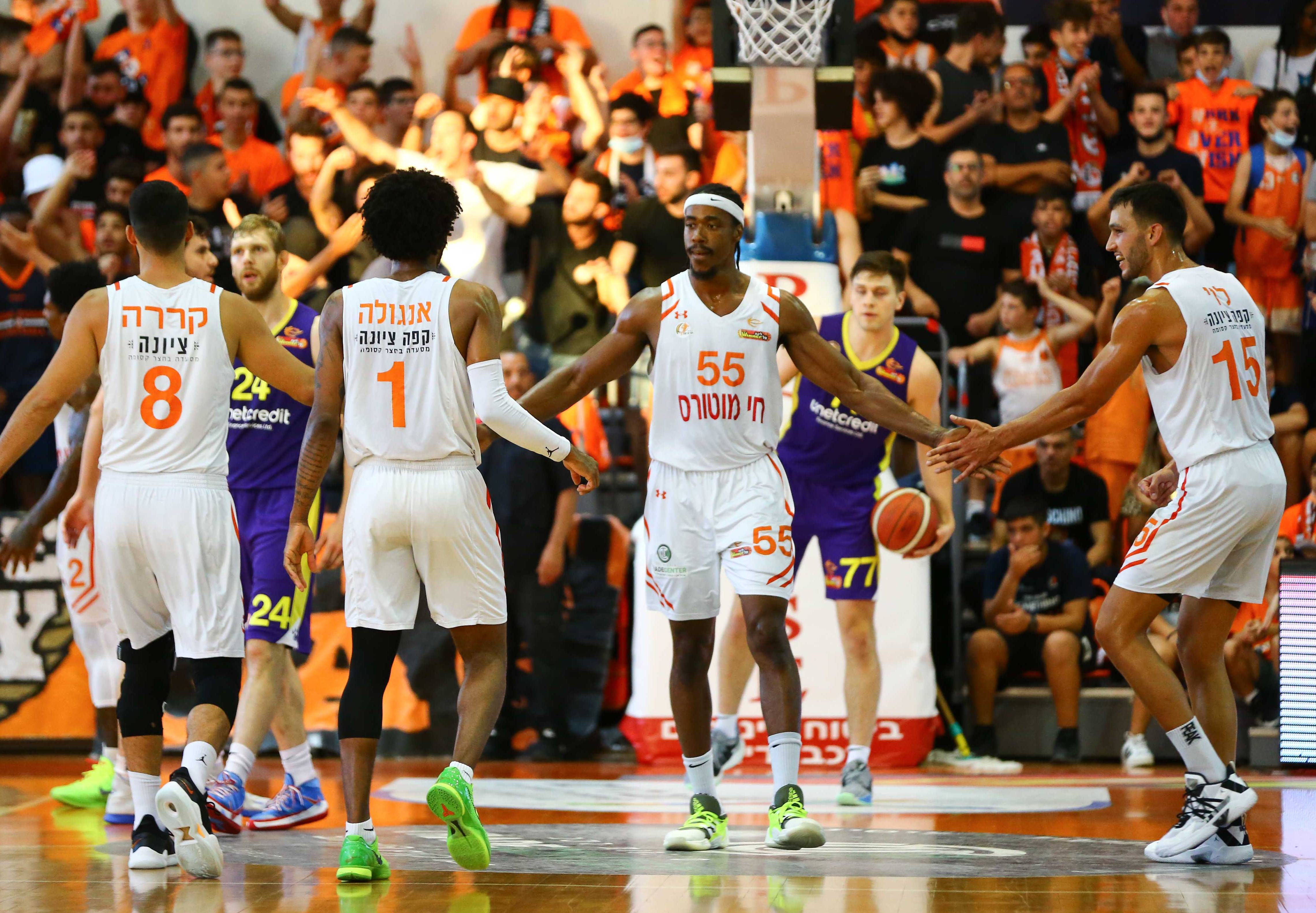 צפו: הופעה היסטורית לג'רום מיינסי בצבע