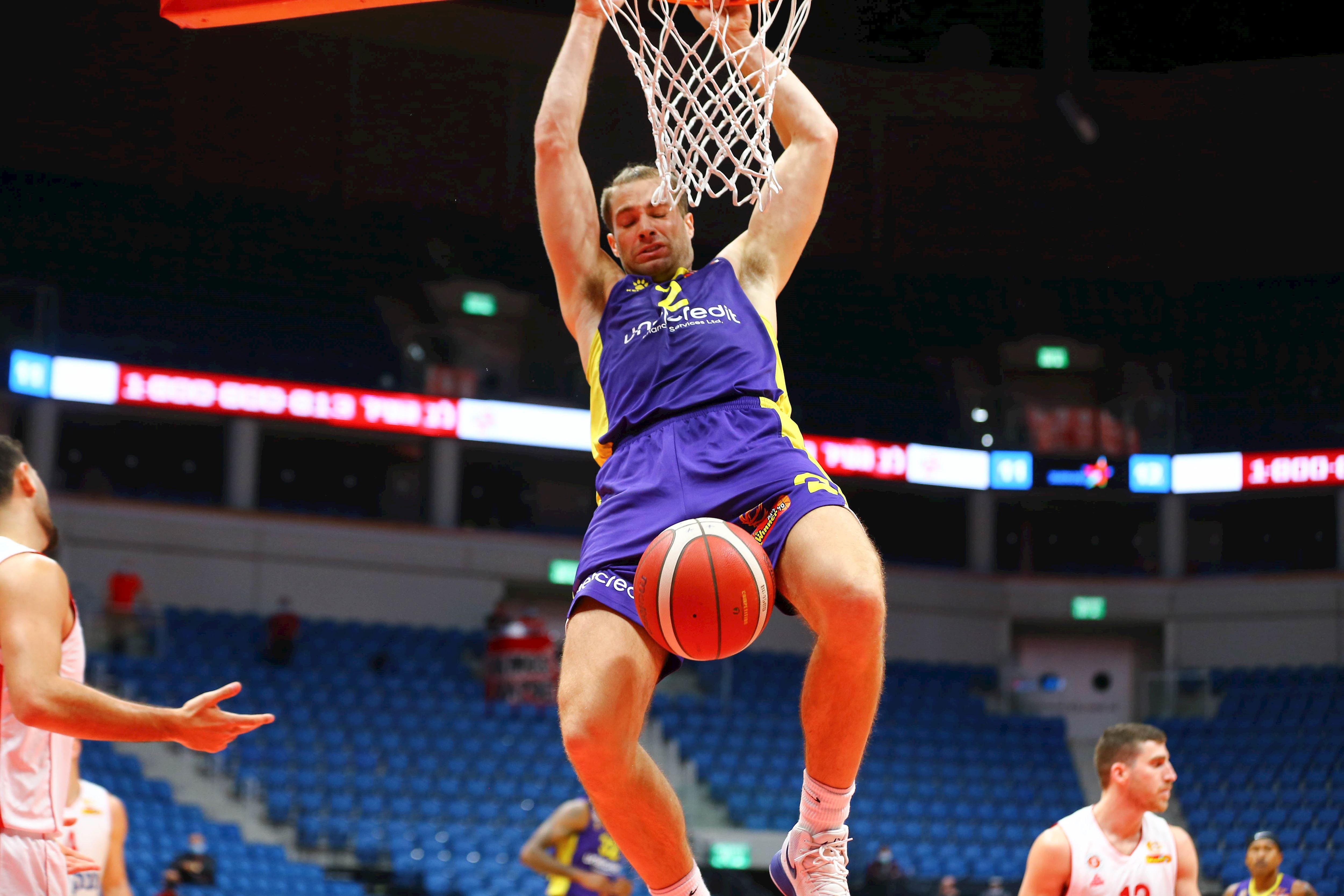 במוצ"ש: חולון יוצאת למשחק קשה בנגב