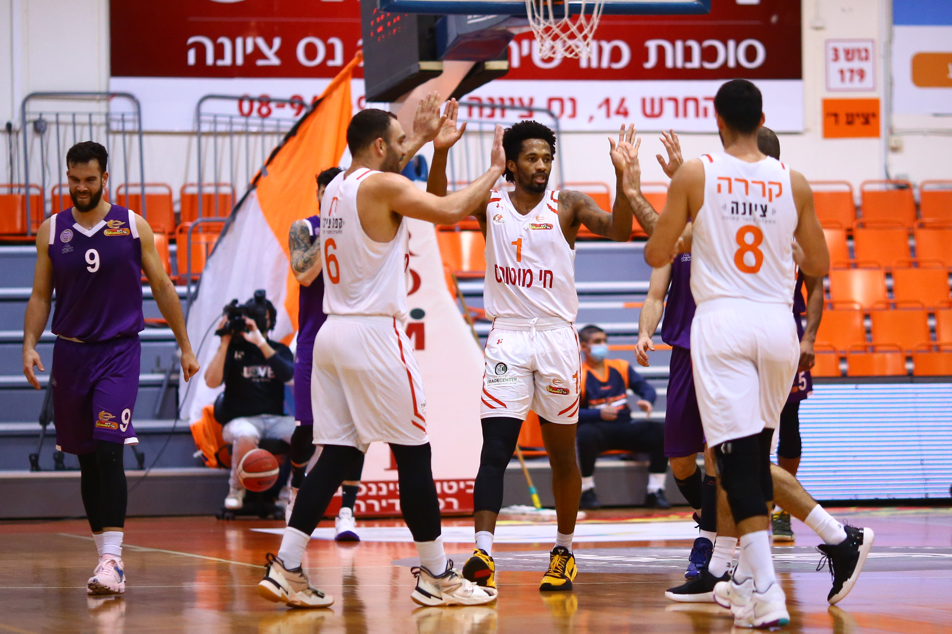 הערב: מחזיקת היורופקאפ חוזרת לליגה