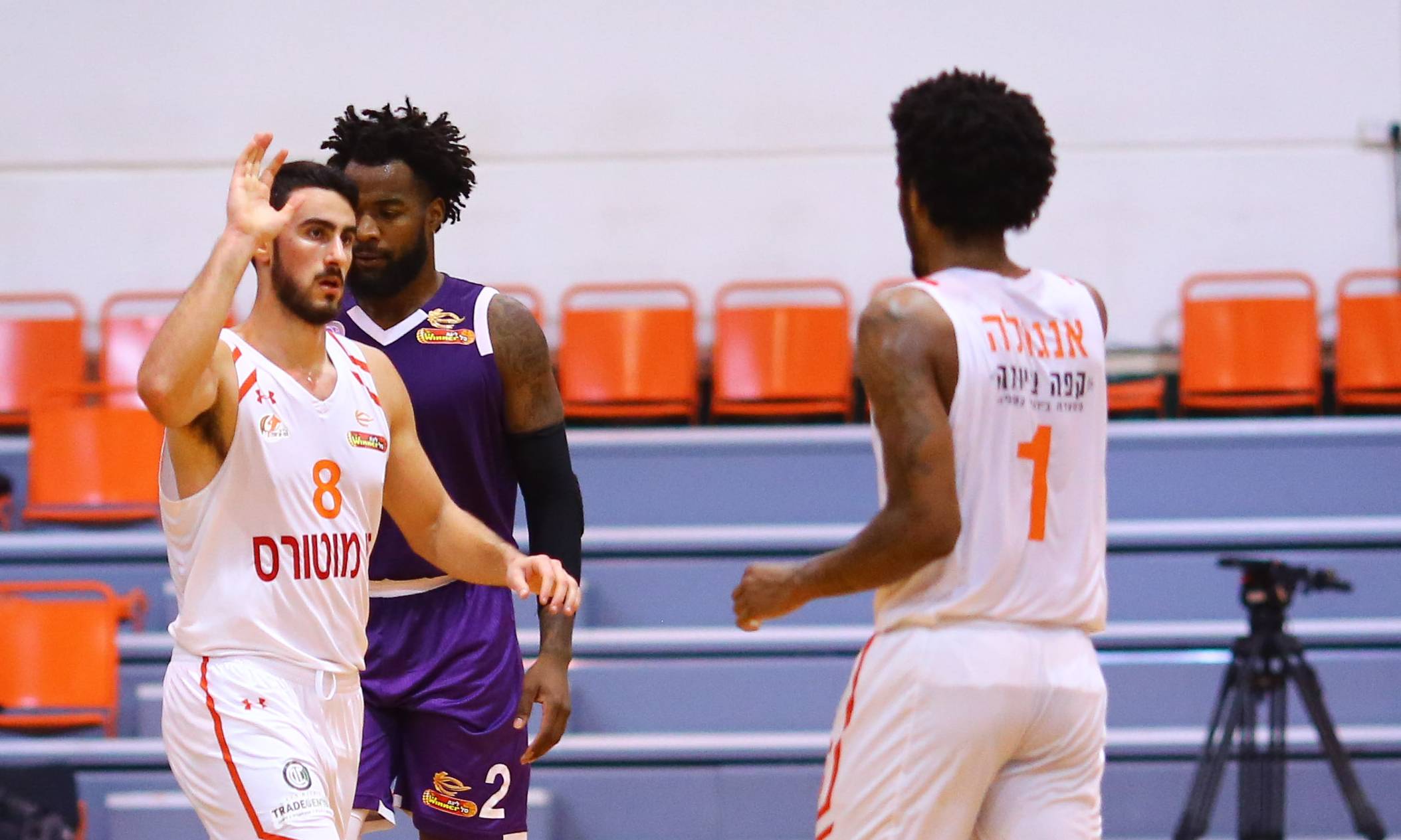 צפו: ליאור קררה ונס ציונה לא עוצרים