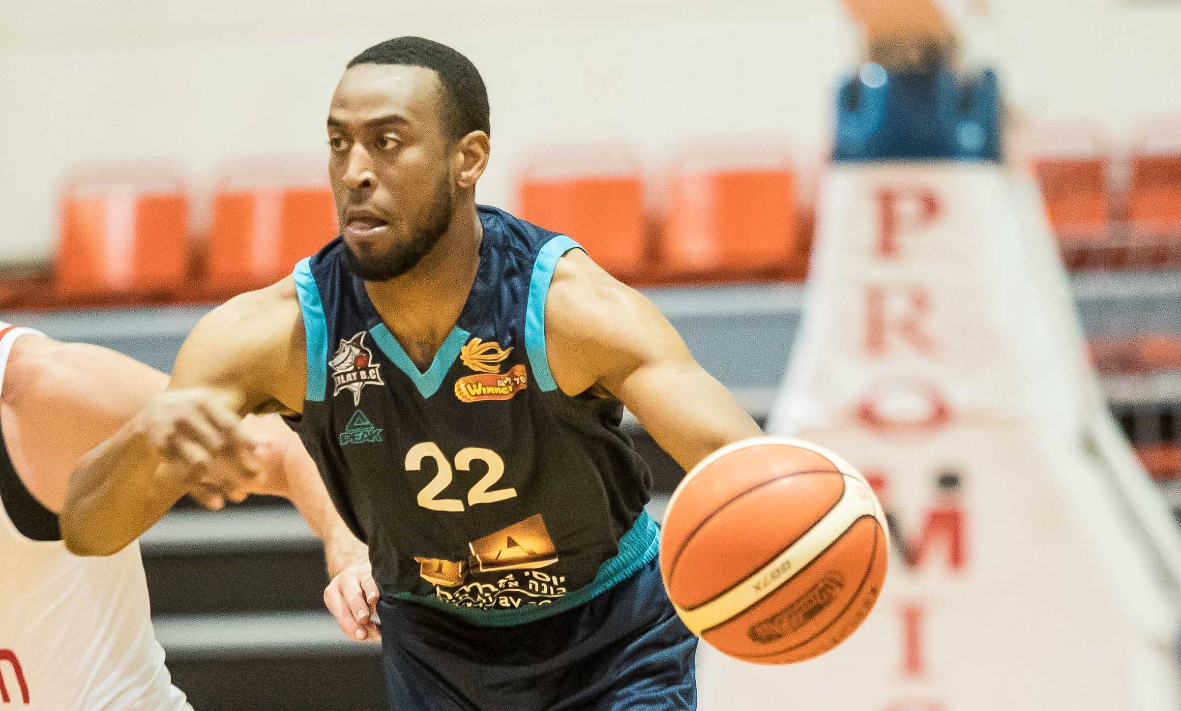 צפו: שיא עונה למארקל בראון בעין שרה