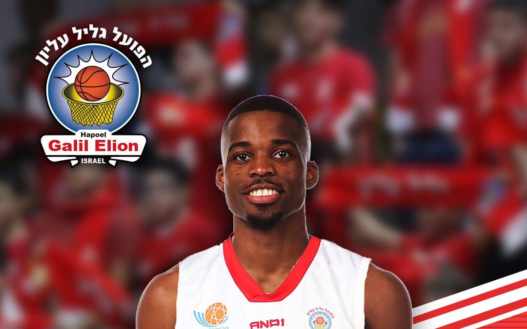 אייק אירייבו חתם במדי העולה החדשה