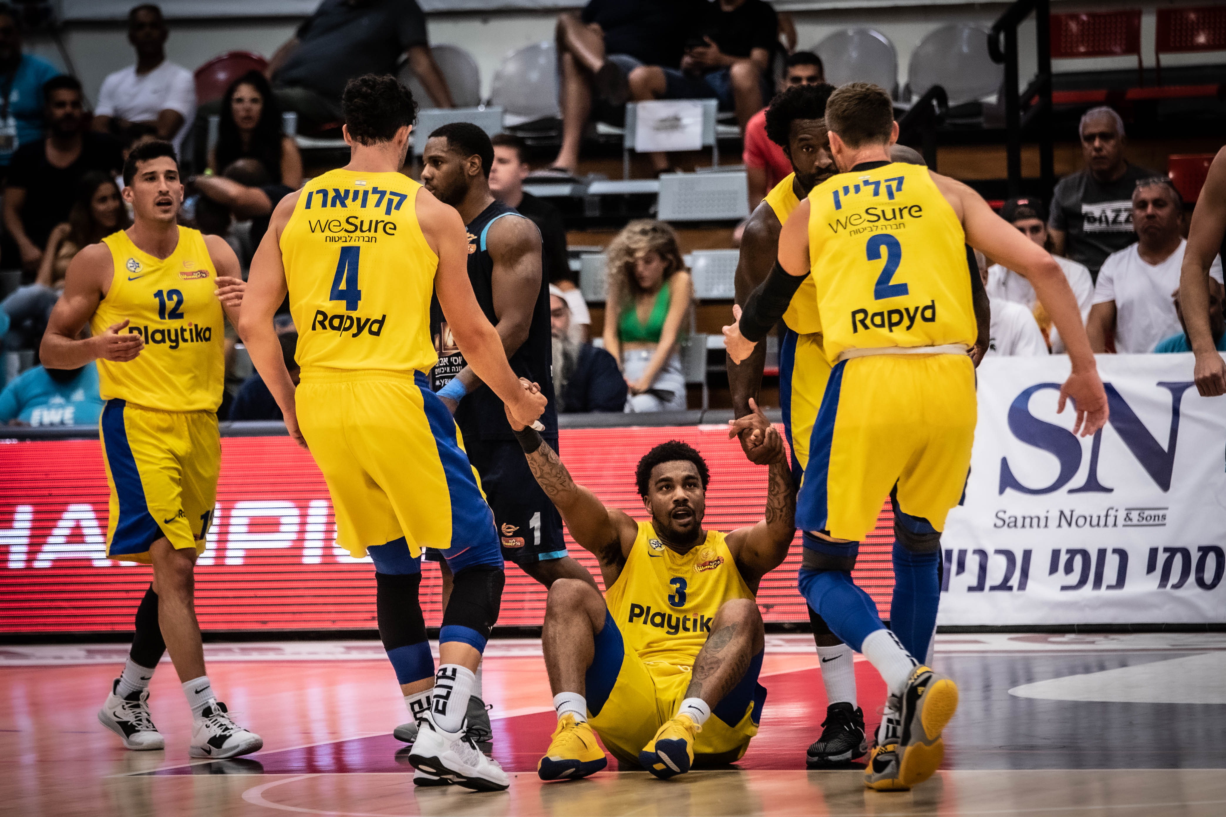 קאמבק מאוחר לאלופה בדרך לסדרת הגמר