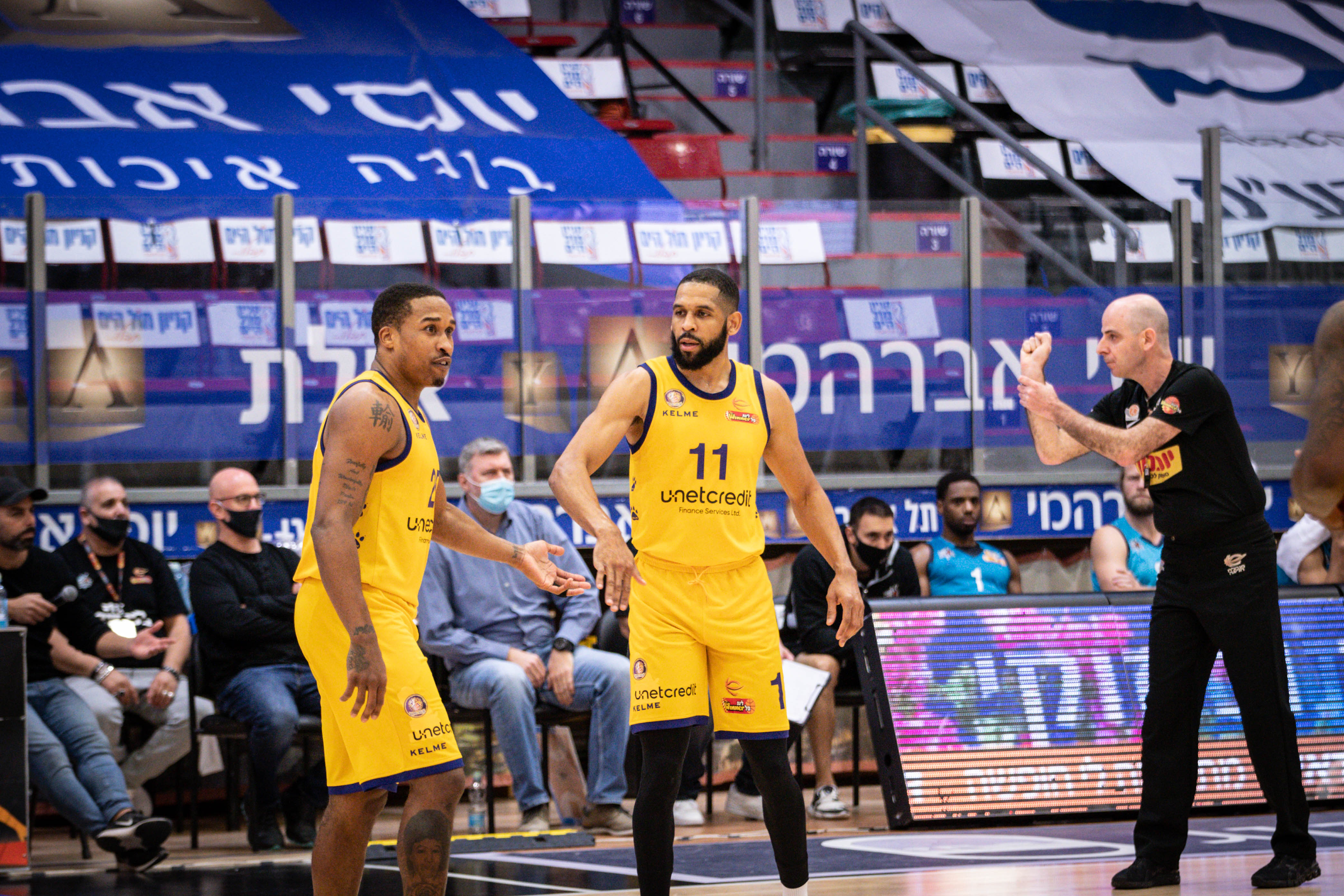 צפו: האריס ומגי נצצו בהיכל בגין