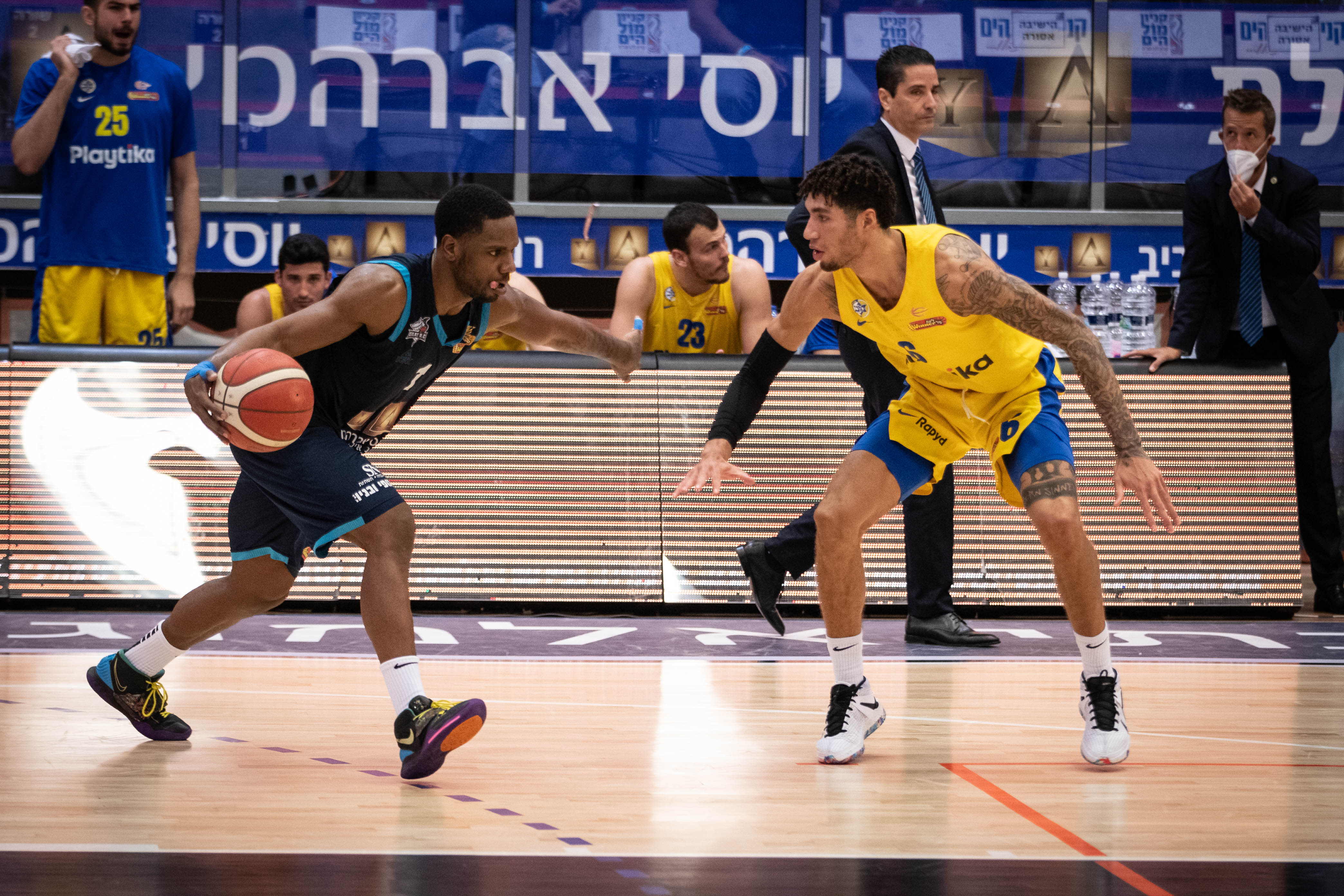 צפו: דאבל-דאבל מרשים לג'ו רגלנד