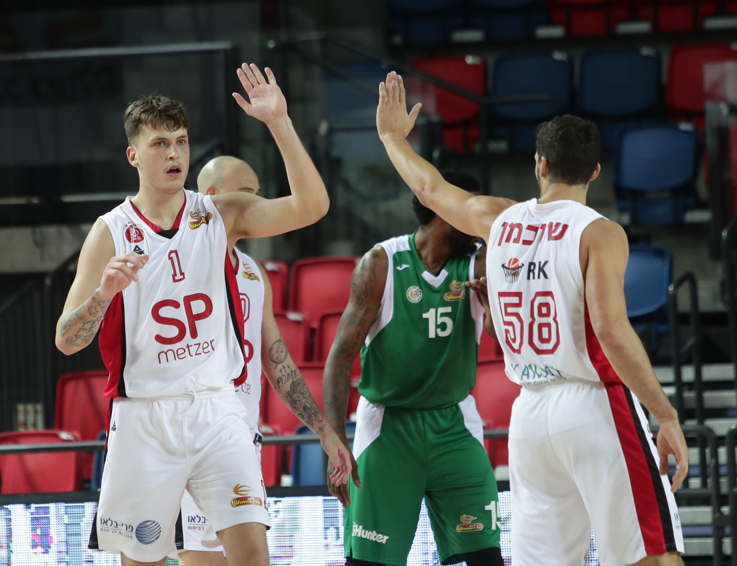 הערב: הפועל ת"א מתארחת בקונכיה