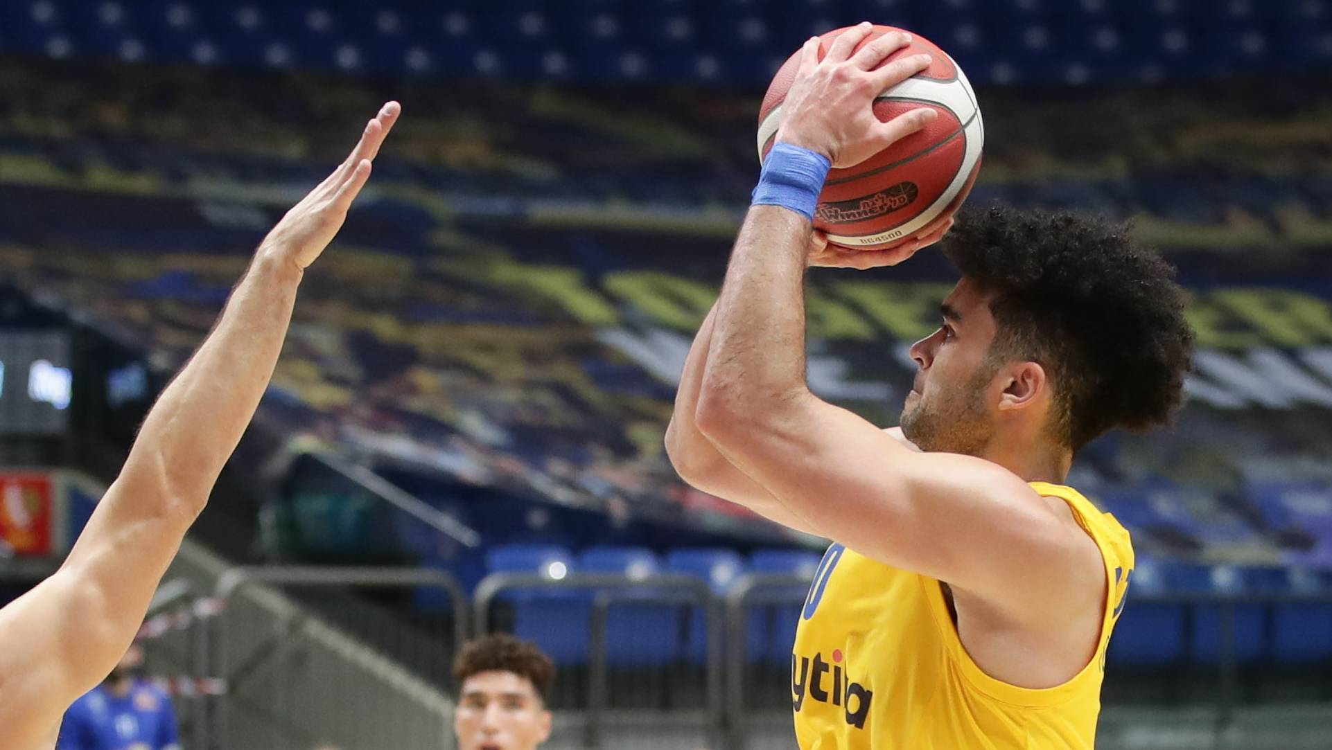 יורוליג: האלופה עצרה את שרשרת ההפסדים