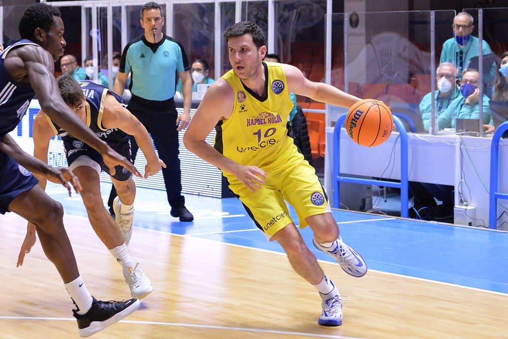 ליגת האלופות: ניצחון חוץ דרמטי לסגולים