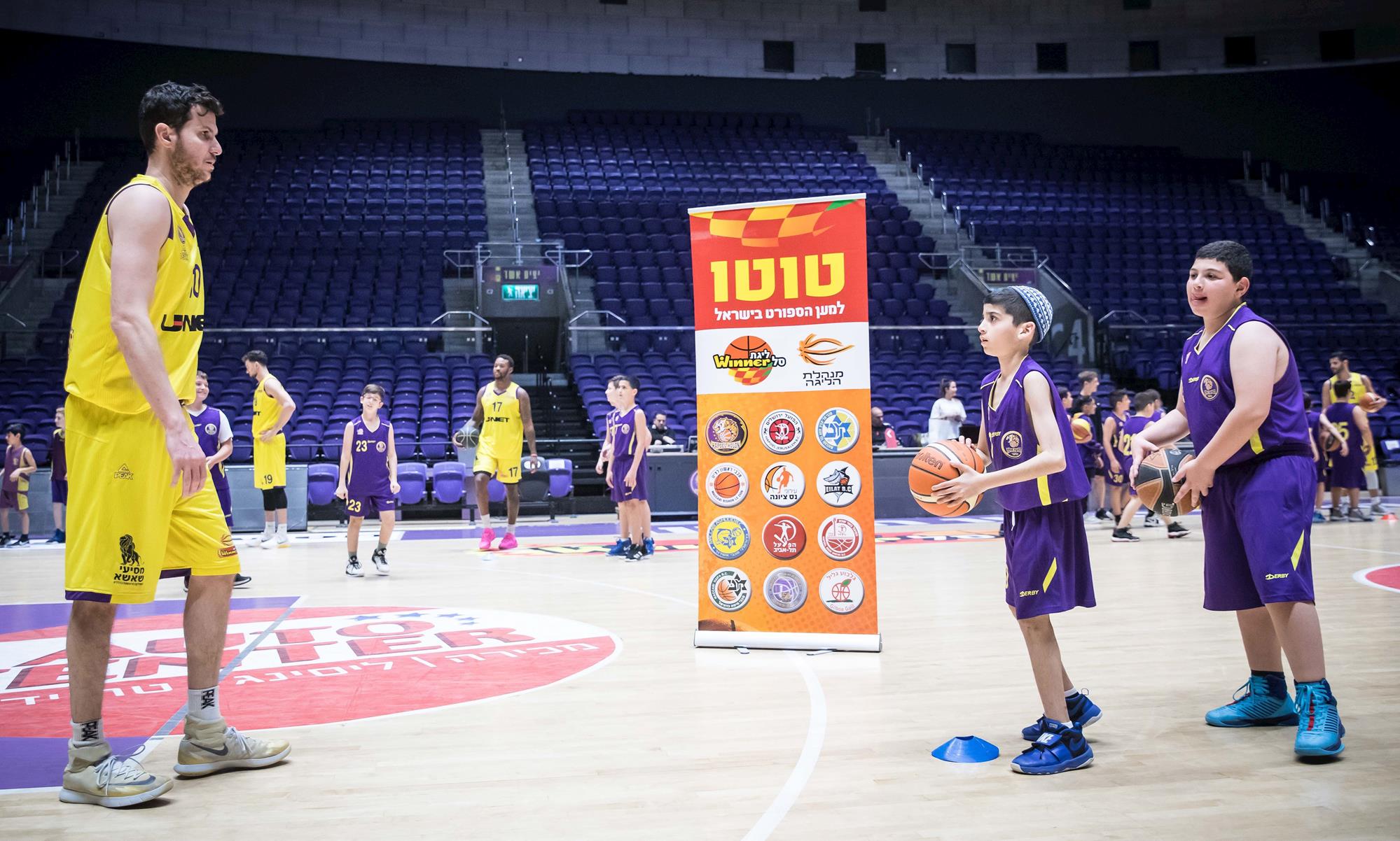 "נחמד שהם יכולים להכיר אותנו כבני אדם"