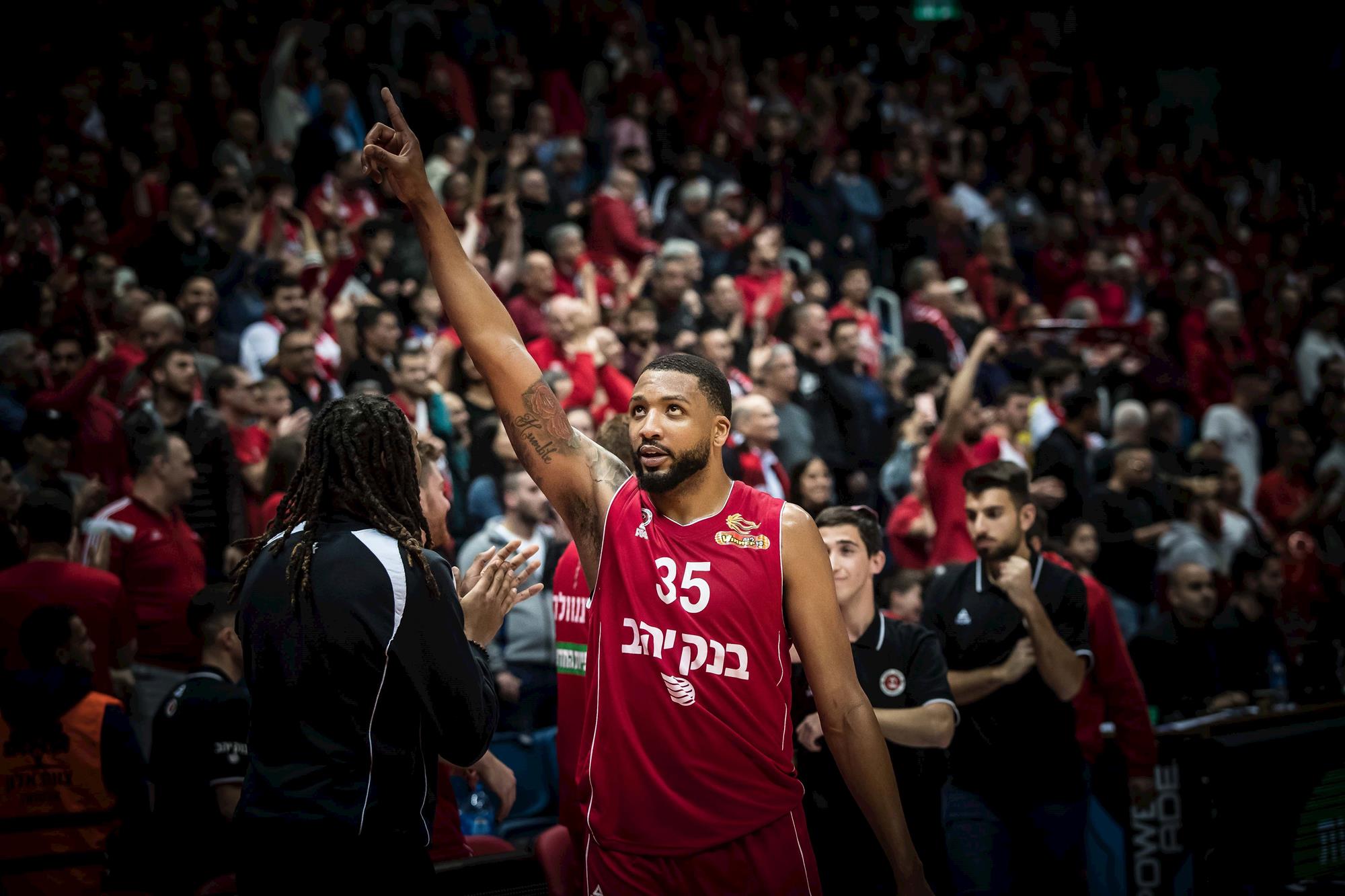 צפו: המצעד האישי של טיישון תומאס