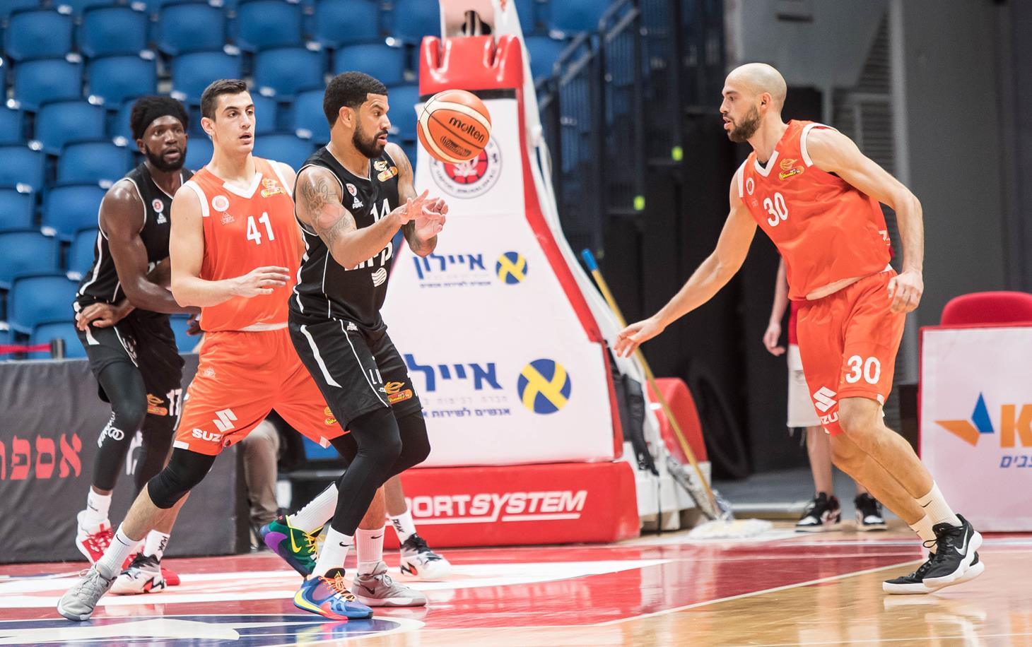 הערב: ראשל"צ מחפשת ניצחון ראשון על י-ם