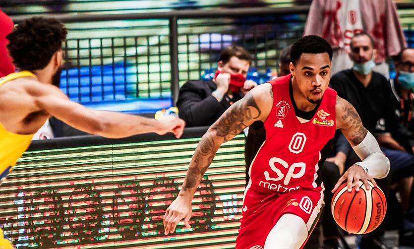 טופ 10: דייויס בנה גג גדול לפני העזיבה