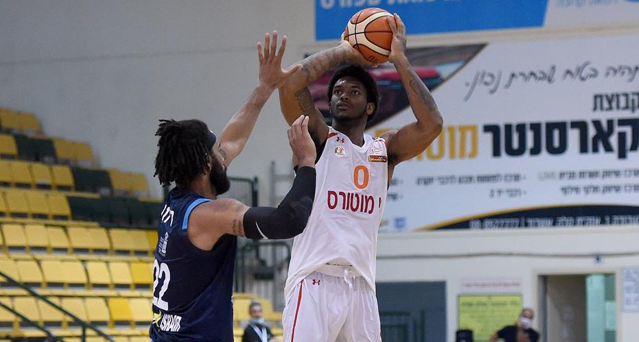 צפו: ערב קליעה ענק לקמרון אוליבר