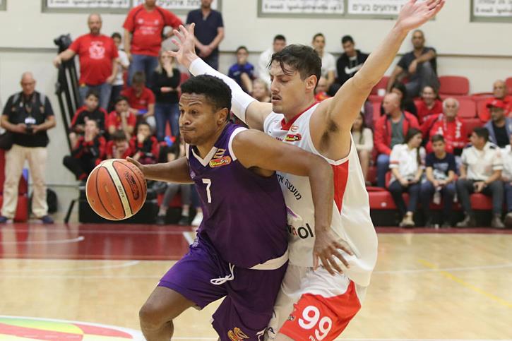 מים מתוקים: ווטרס ונהריה ניצחו בגן נר