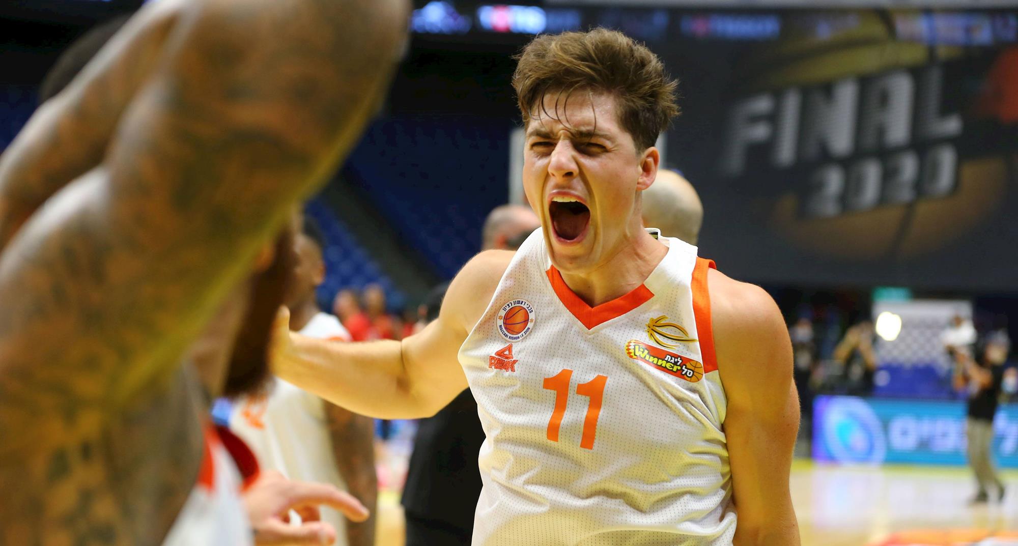 טופ 10: מצעד של מהלכי קלאץ' אדירים