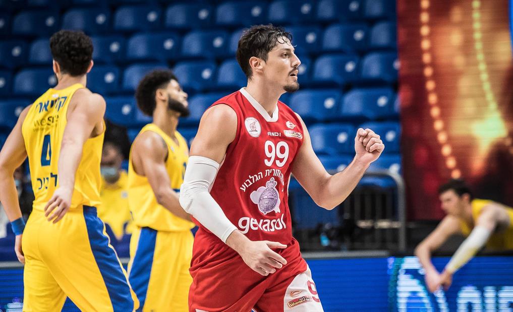 צפו: זיו סיים את העונה בעוד משחק נפלא