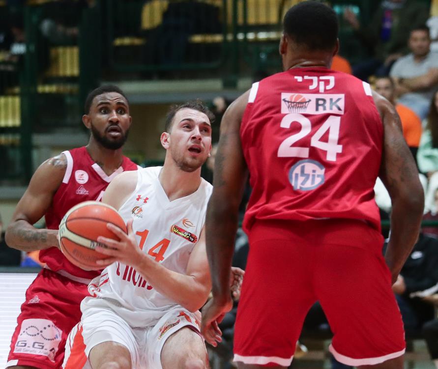 נפגשו במרכז: נס ציונה השתוותה לגלבוע