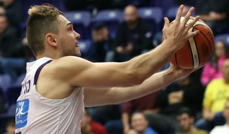 צפו: שיא עונה בקליעה לאיגור קולשוב