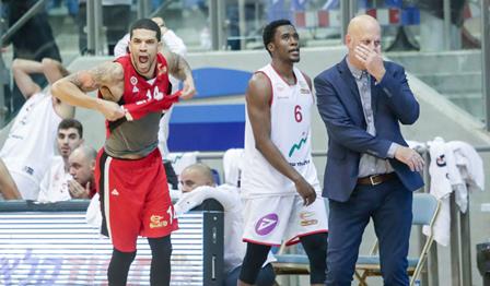 מצטיין המחזור השמיני: ג'יימס פלדין