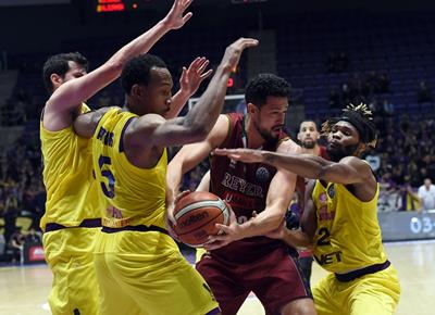 צ'מפיונס: הפסד בית ראשון לחולון