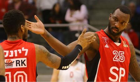 צפו: ערב קליעה פנטסטי לג'ורדן המילטון