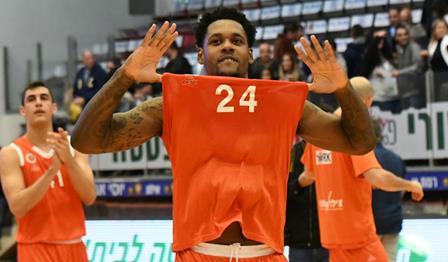 צפו: הריצה ההיסטורית של מכבי ראשל"צ