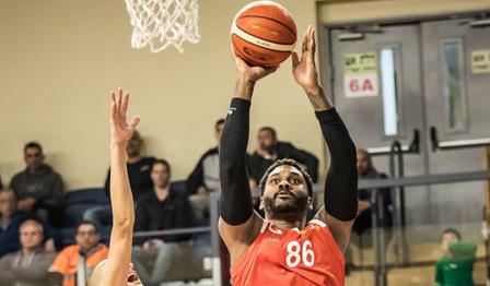 צפו: דאבל-דאבל נהדר לדריל מונרו