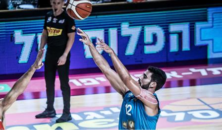 צפו: שיא קריירה חדש לרפי מנקו