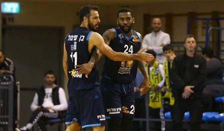 צפו: אבי בן שימול התאושש בדיוק בזמן