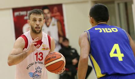 צפו: קאמבק נהדר ליחזקאל סקוורר