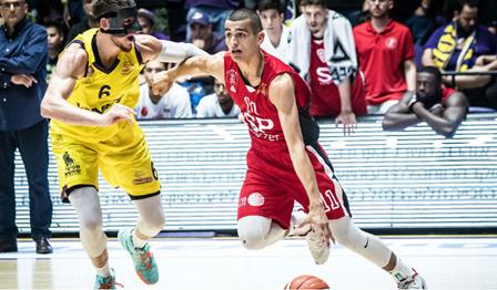 צפו: ים מדר הכפיל את שיא הקליעה שלו