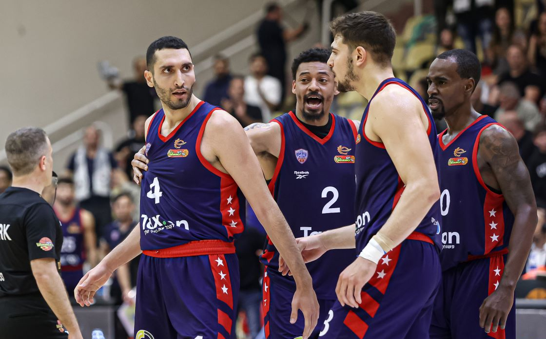 סל ניצחון של סטיבנס קירב את גלבוע לירידה