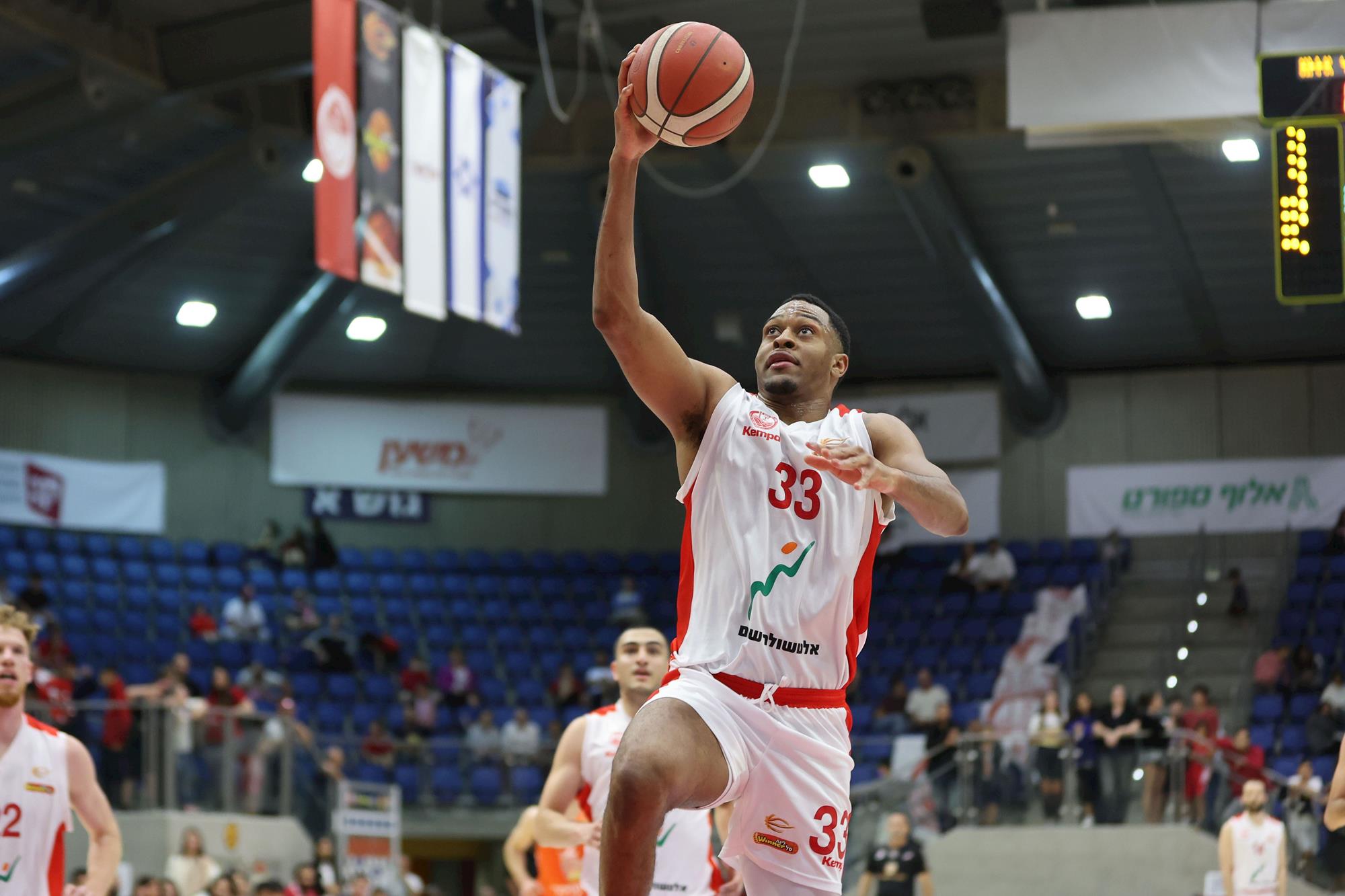 פיניש בטעם טוב: ב"ש גברה על ראשל"צ